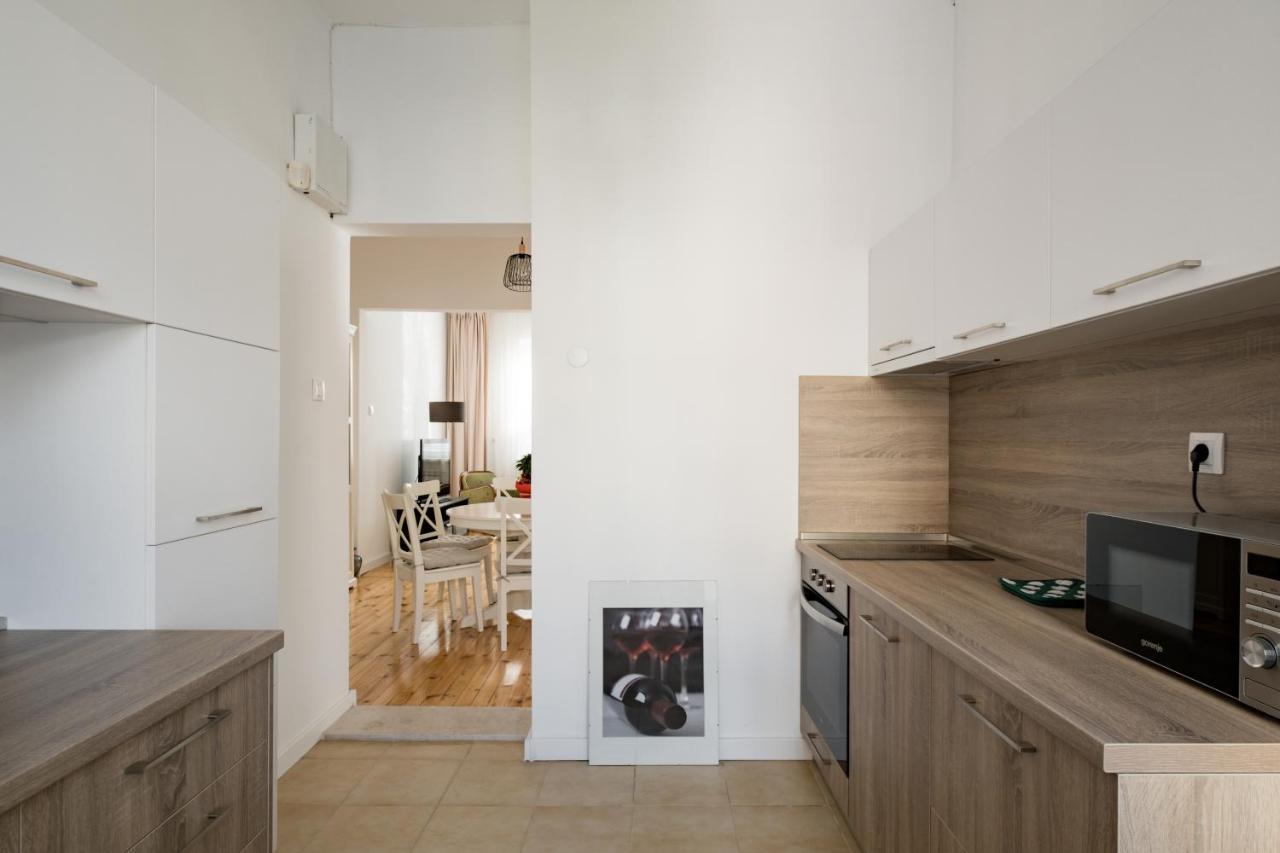 Spacious 3 Bedroom Home In Sofia'S Top Center Екстер'єр фото