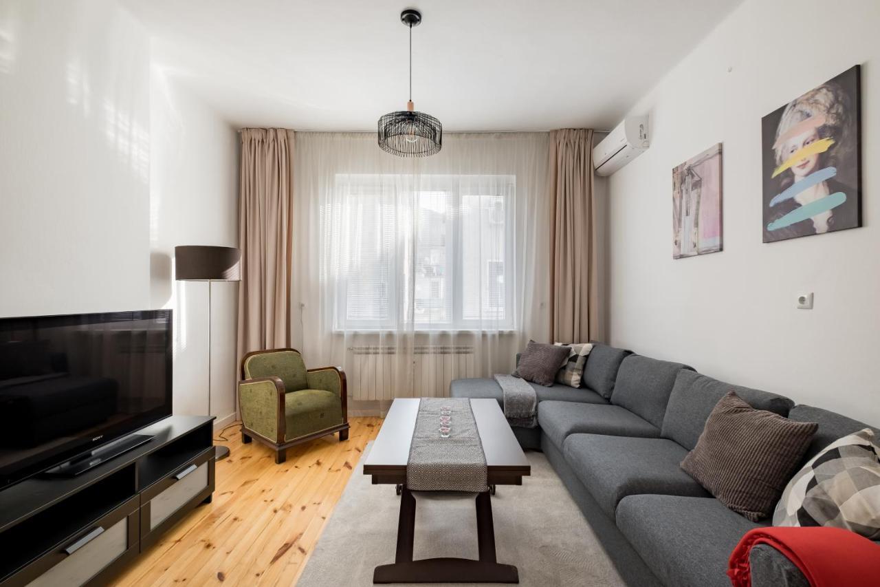 Spacious 3 Bedroom Home In Sofia'S Top Center Екстер'єр фото