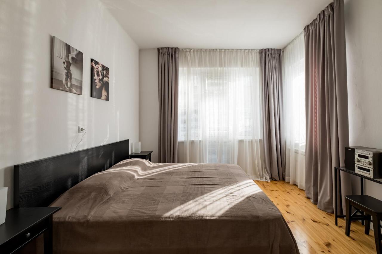 Spacious 3 Bedroom Home In Sofia'S Top Center Екстер'єр фото